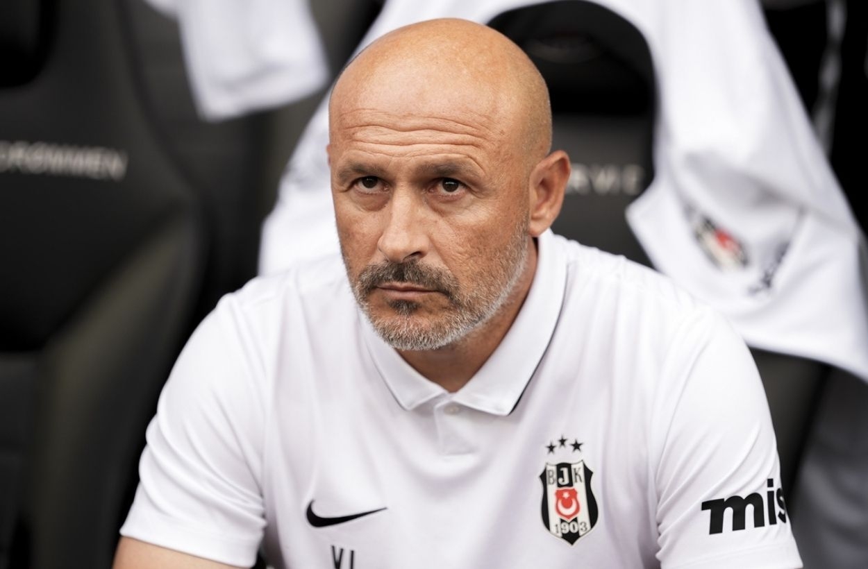 Beşiktaş Çekya'da bas bas bağırdı: Italiano'ya 3 transfer şart oğlu şart