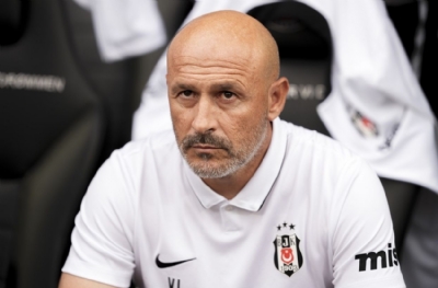 Beşiktaş Çekya'da bas bas bağırdı: Italiano'ya 3 transfer şart oğlu şart