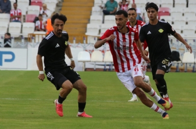 Yiğido Erok'a geçit vermedi! Ekenler Beton Sivasspor: 0 - Turka Esenler Erokspor: 0
