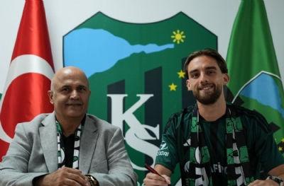 Berkan Kutlu resmen Kocaelispor'da