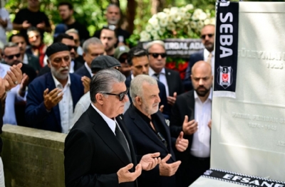 Beşiktaş efsane başkanı Seba'yı andı