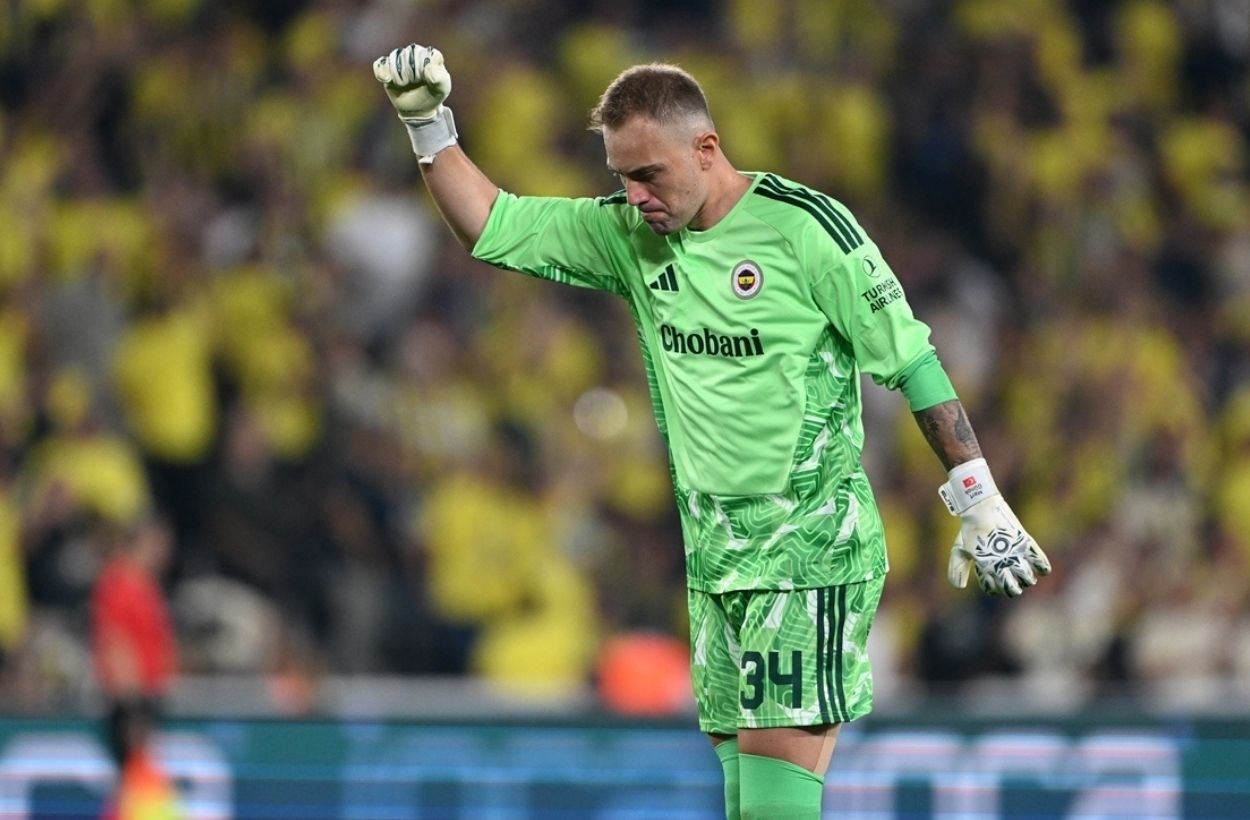 Fenerbahçe'de sakatlık! Mert Günok, Gençlerbirliği kadrosuna alınmadı 
