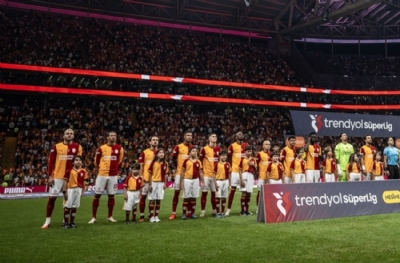 Galatasaray 0 transfer ve yedek forvetsiz sezonu açıyor