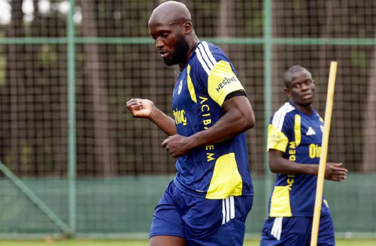 Fenerbahçe Lukaku'yu UEFA'ya bildirdi