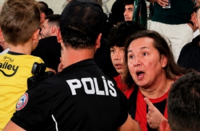 Fenerbahçe formalı çocuğu kurtaran polis anlattı