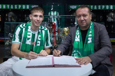 Konyaspor'a Macar orta saha