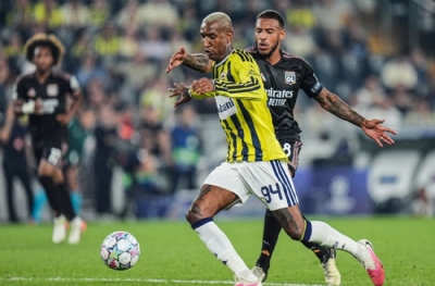 Fenerbahçe-Olimpik Lyon:1-1 (MAÇ SONUCU)