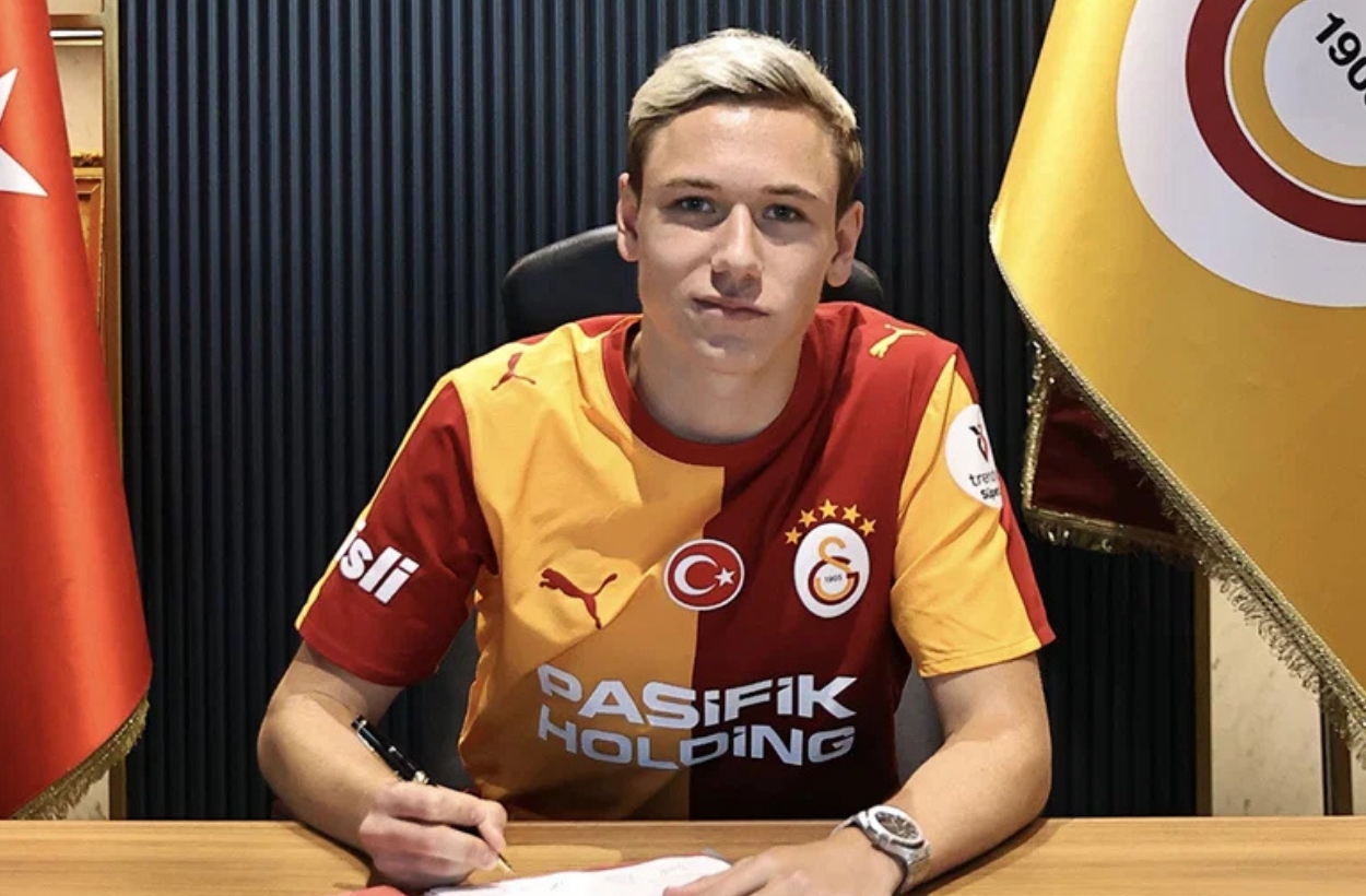 Batrakov: Bir transferden fazlası! Galatasaray'a milyonlarca yeni taraftar