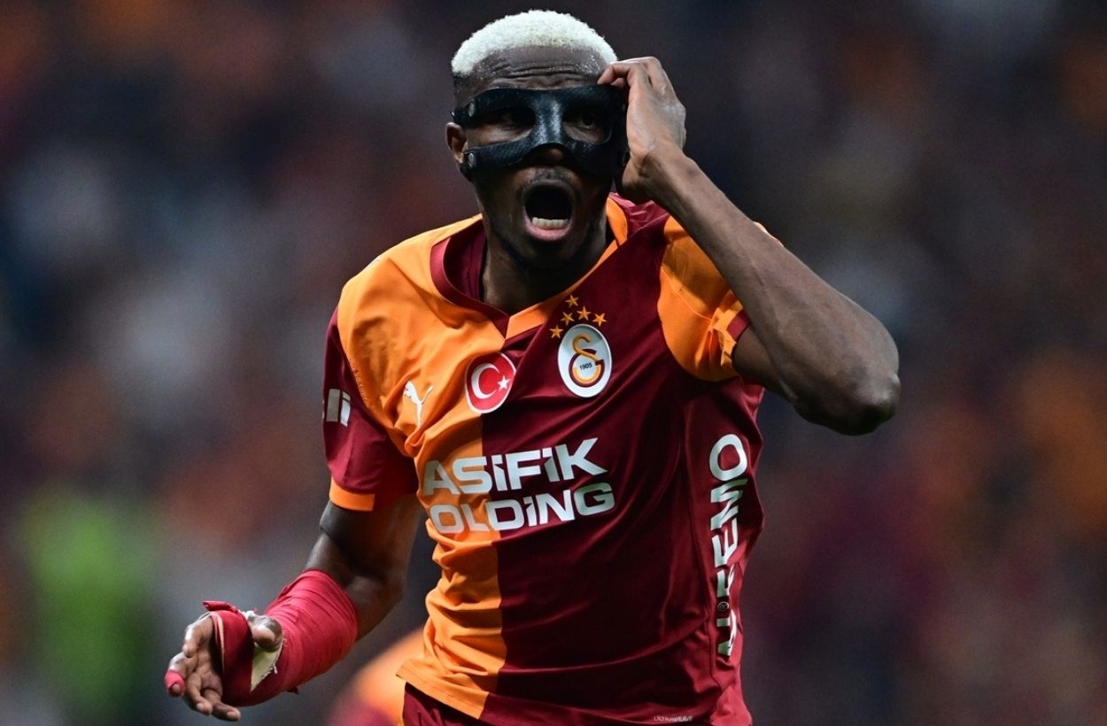 Osimhen için yeni fiyat etiketi