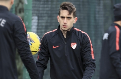 Eski Fenerbahçeli Ömer Faruk Beyaz Antalyaspor'da 