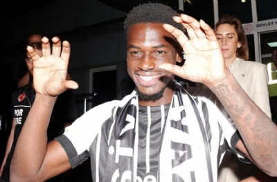 Beşiktaş'tan resmi açıklama: Ernest Poku ile imzalar tamam