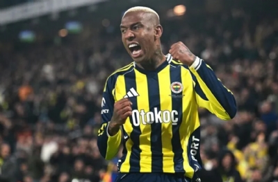 Talisca Fenerbahçe'nin kendisine takım aradığından habersiz!