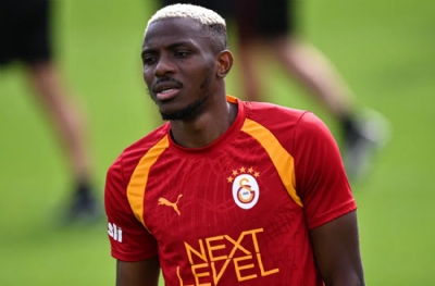 Avrupa basını havlu attı: Osimhen kalıyor