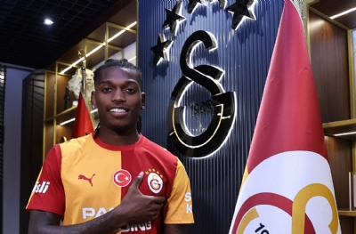 Galatasaray, Rafael Leao'nun transfer şartlarını KAP'a bildirdi