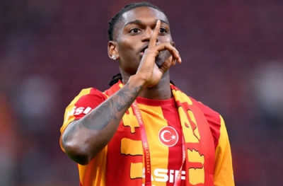 Leao henüz sahaya çıkmadı: Ama golünü attı!