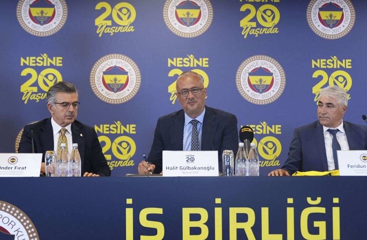 Erhan Alveroğlu sordu Fenerbahçeli yönetici cevapladı! Şampiyonlar Ligi'ne özel sponsor olacak mı?