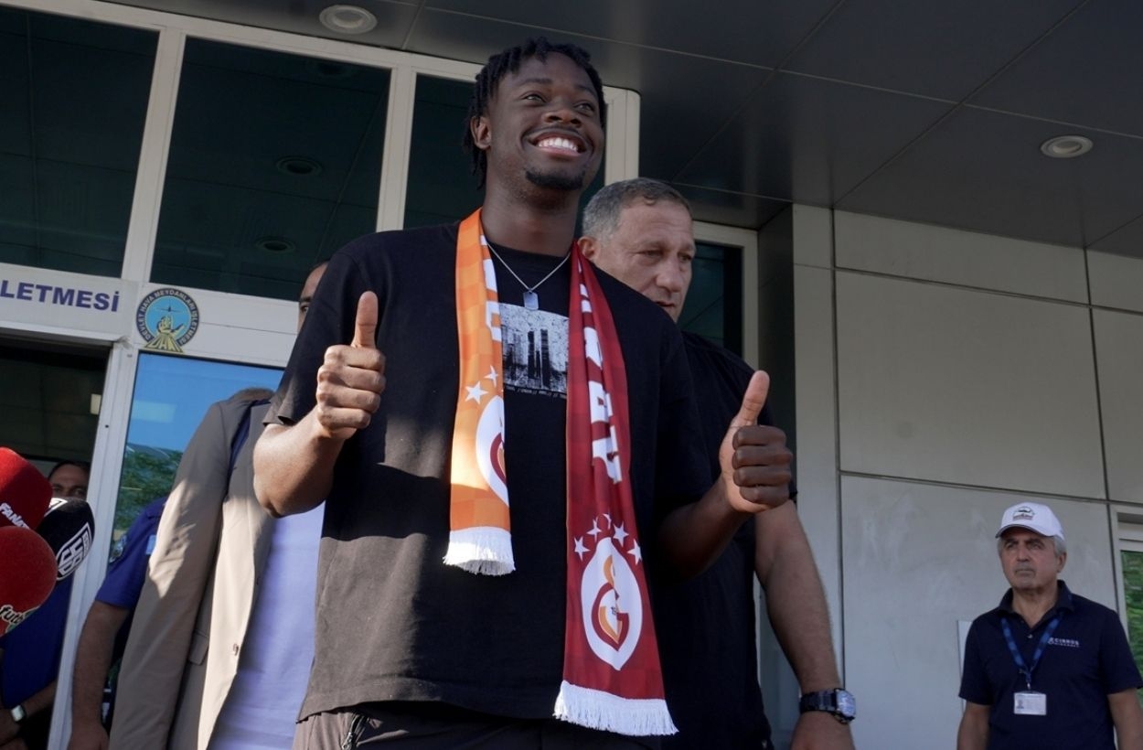 Galatasaray lisansını çıkardı: KAP'a bildirim yaptı