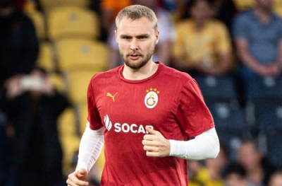 Nelsson sonunda imzayı attı