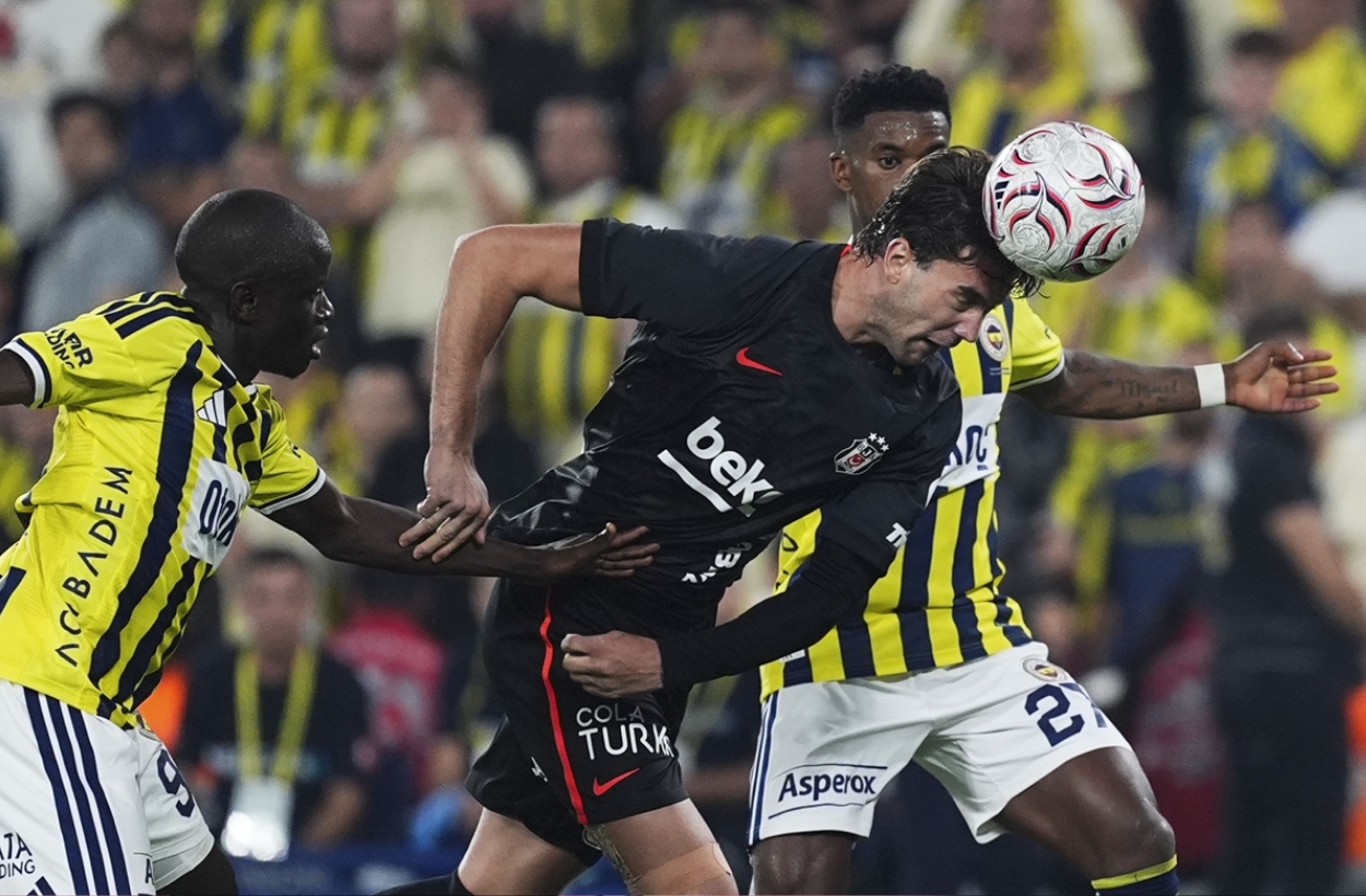 Fenerbahçe'de Vlahovic tepkisi: Neden almadınız!