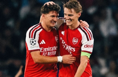 Arsenal, Napoli'yi tek golle yıktı