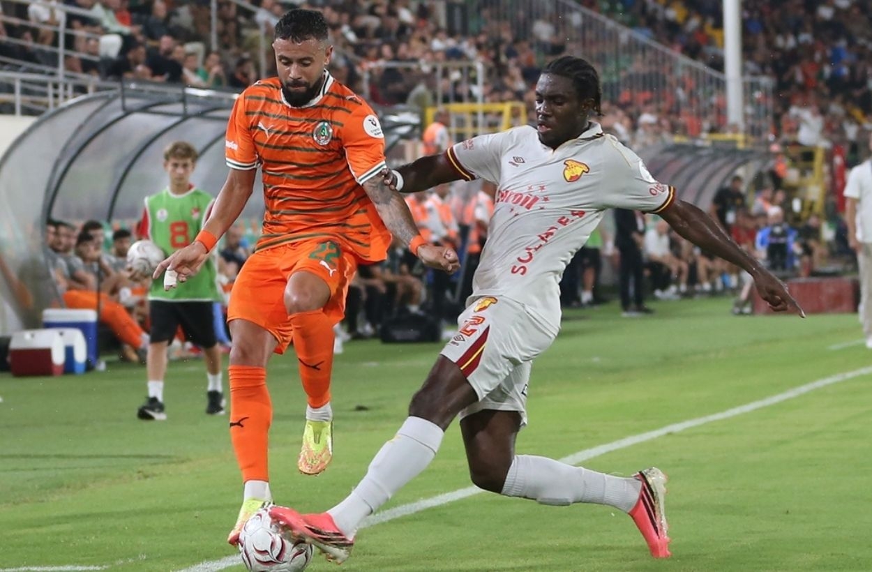 Alanyaspor- Göztepe: 2-2 (MAÇ SONUCU)