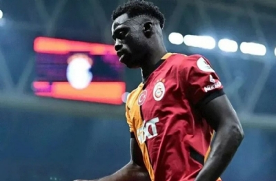 Davinson Sánchez gitmek istedi ama olmadı! Şimdi ders veriyor