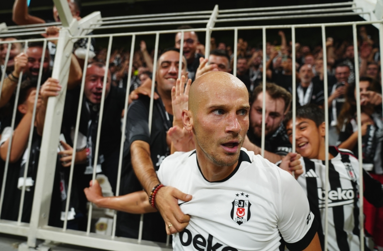 Cerny Beşiktaş taraftarını çıldırttı