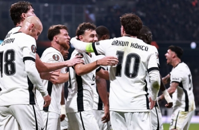 Beşiktaş alev aldı
