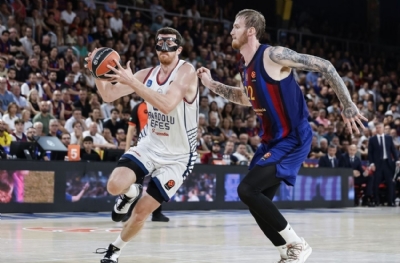 Barcelona - Anadolu Efes: 89-82 (MAÇ SONUCU)