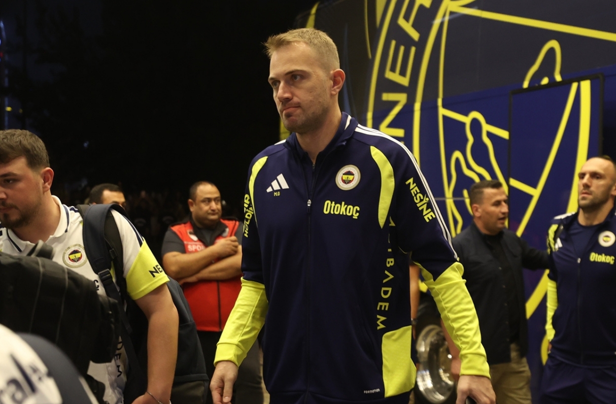 Mert Günok Milli Takımı bırakmıştı: Fenerbahçe'yi de bırakacak mı?