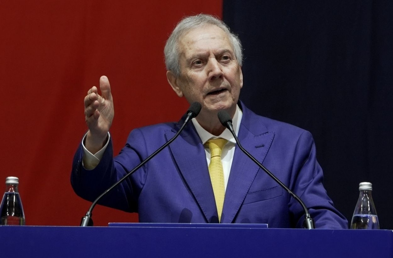 Fenerbahçe'den Aziz Yıldırım'a tam yetki