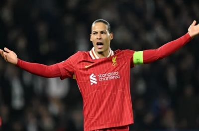 Virgil van Dijk Galatasaray'a gelebilir: van de Ven'e bağlı