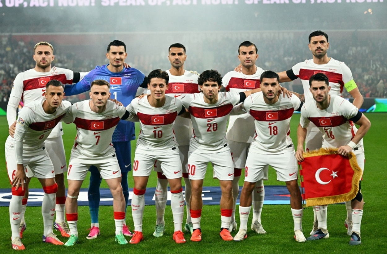 Milli takımda ayrılık! 2 futbolcu kamptan ayrıldı