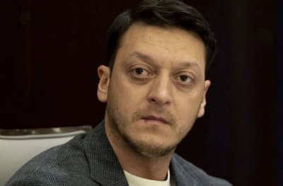 TFF Başkanlık Koltuğu Mesut Özil'e