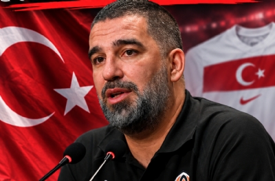 Arda Turan'dan milli takım iddialarına sonunda cevap geldi