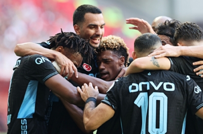 Trabzonspor Avrupa'dan 3 puanla dönmek istiyor
