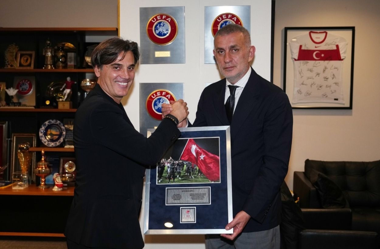 TFF Başkanı Hacıosmanoğlu ile Montella vedalaştı
