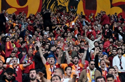 Galatasaray düştü, Sami Yen didik ayakta