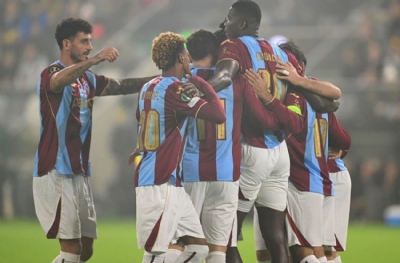 Trabzonspor'da sakatlık depremi! Paul Onuachu devam edemedi