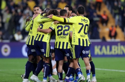 Devler Ligi'nde 'Tamam mı devam mı?' ! Fenerbahçe'nin Slavia Prag öncesi dikkat etmesi gerekenler