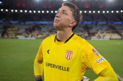 Muslera tarih yazdı: Takımı final biletini aldı