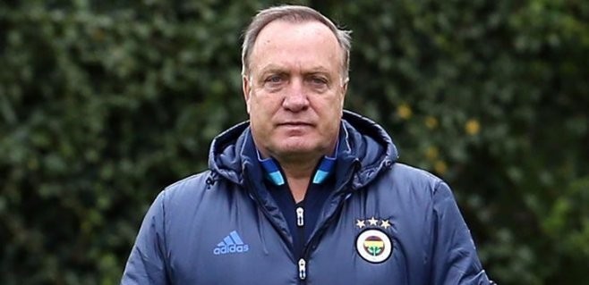 Advocaat'tan acil transfer talebi!