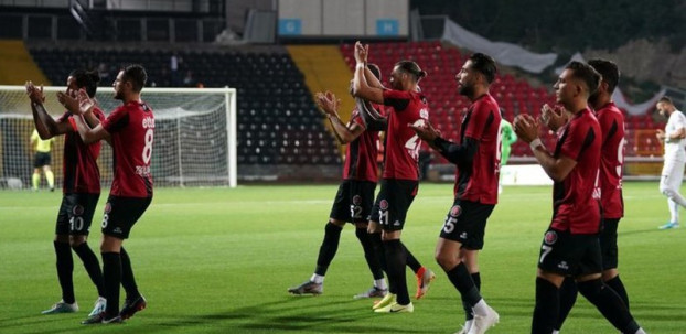 Fatih Karagümrük - Bandırmaspor kupa maçı saat kaçta, hangi kanalda?