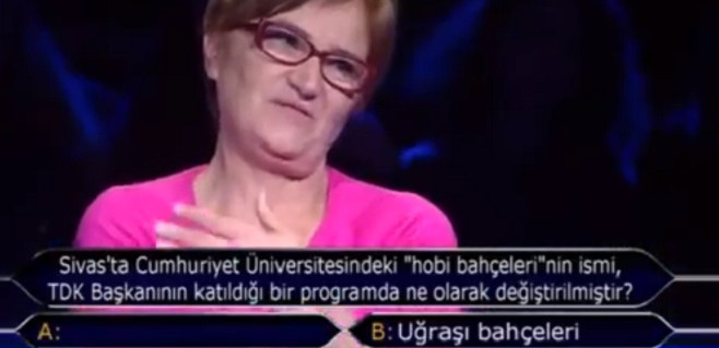 Sivas'ta Cumhuriyet Üniversitesindeki hobi bahçelerinin ismi TDK Başkanının katıldığı bir programda ne olarak değiştirilmiştir?