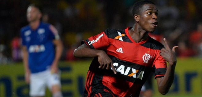 Real Madrid'in 16'lık transferi Vinicius Junior kimdir?