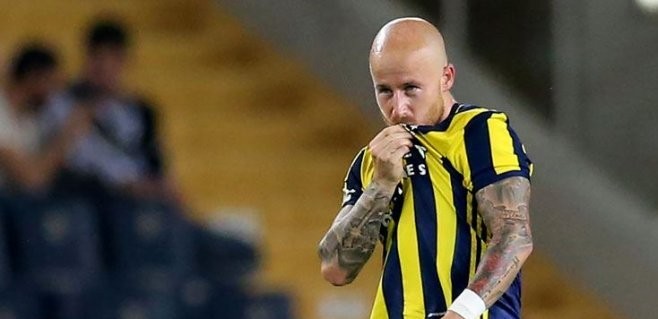 Galatasaray'dan Fenerbahçe'ye kıyak
