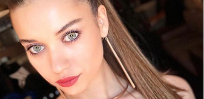 Afra Saraçoğlu kimdir, nereli, kaç yaşında, boyu ve kilosu kaç?
