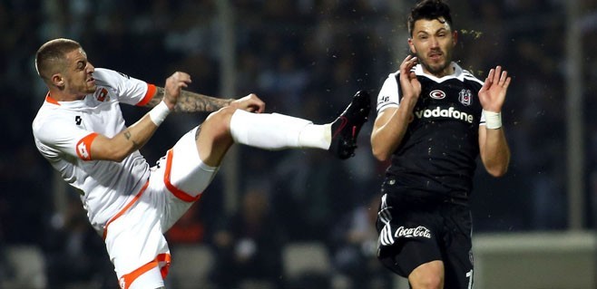 Tolgay Arslan'ın menajeri Fenerbahçe ile görüştü