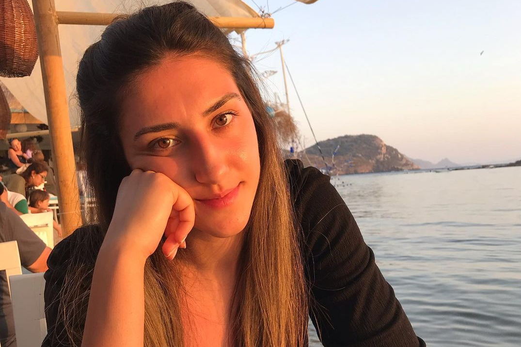Yaprak Erkek Eczacıbaşı'na transfer oldu